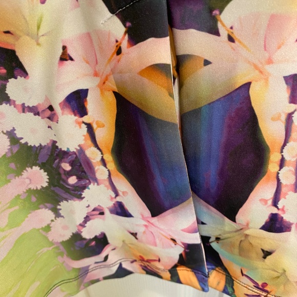 Bebe Bodycon Vibrant Y2K Watercolor Contrast Dress - Size Small - Picture 7 of 8